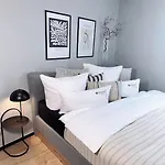 1 - 4 Pers. In • Mawoi Living