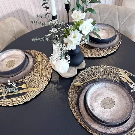 1 - 4 Pers. In • Mawoi Living